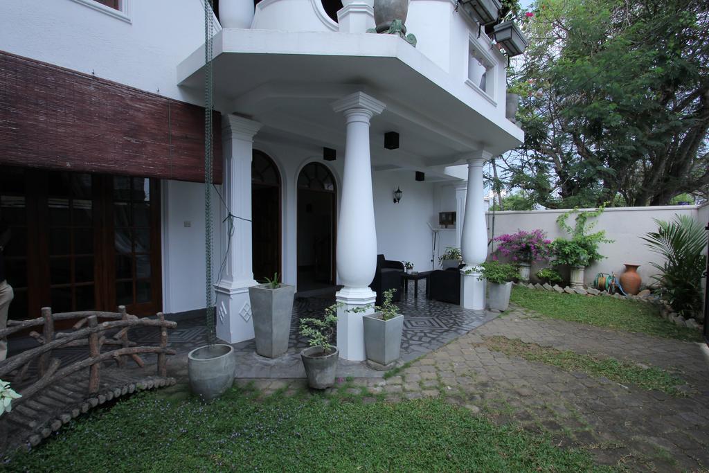 Angel Villa Negombo Exterior foto