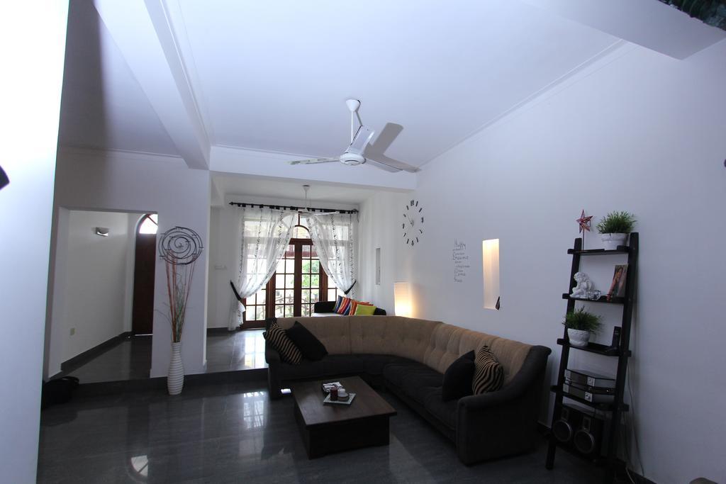 Angel Villa Negombo Exterior foto